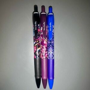 Vera Bradley Floral Pen Set, NWT